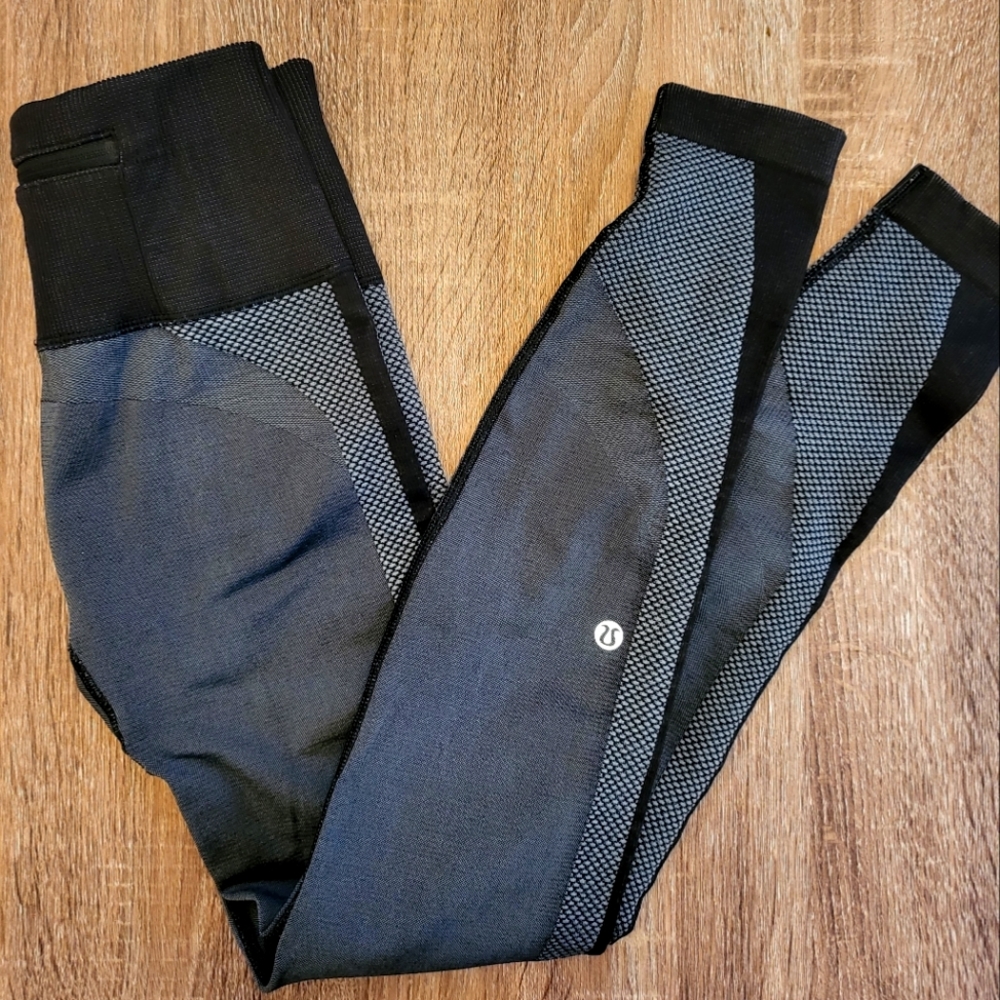 Lululemon leggings size 4